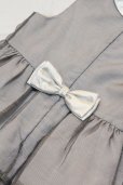 画像2: 【SALE!!30％オフ!!】Hucklebones(ハックルボーンズ)<br>Pleated Bodice Dressシアーグレイストライプドレス<br>8歳10歳 (2)