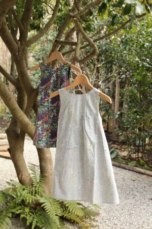 画像6: 【SALE!!30%OFF!!】 Je suis en CP!(ジュスィザンセーペー) Lucile Dressルシルドレス(リバティプリント スプリング・シルエット Spring Silhouette) 8歳122-128cm