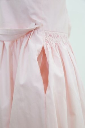 画像4: 【JiJiオリジナル】 半袖前開きスモッキングワンピース(ペールピンク) 2歳5歳8歳