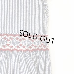 画像3: Malvi&Co.(マルヴィ) サッカー素材レッドスモッキングワンピース（ネイビー） 5歳110cm