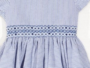 画像3: Malvi&Co.(マルヴィ) サッカー素材半袖スモッキングワンピース（ブルー） 6歳116cm