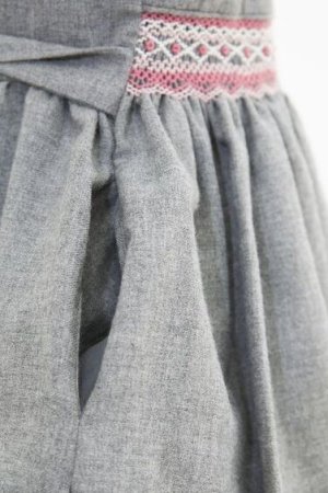 画像5: Malvi&Co.(マルヴィ) フリル襟スモッキングワンピース(長袖グレー) 5歳8歳