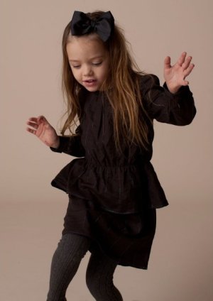 画像8: Soft Gallery(ソフトギャラリー)RHEAぺプラムワンピース(ブラック×ゴールドストライプ)6歳8歳