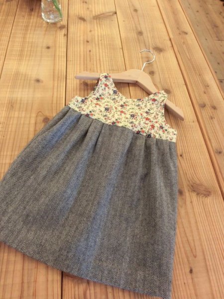 画像4: 【SALE!!30%OFF!!】 Je suis en CP!(ジュスィザンセーペー) 2M Dressチューリップシルエットドレス(リバティ×ヘリンボーン) 12か月2歳 (4)