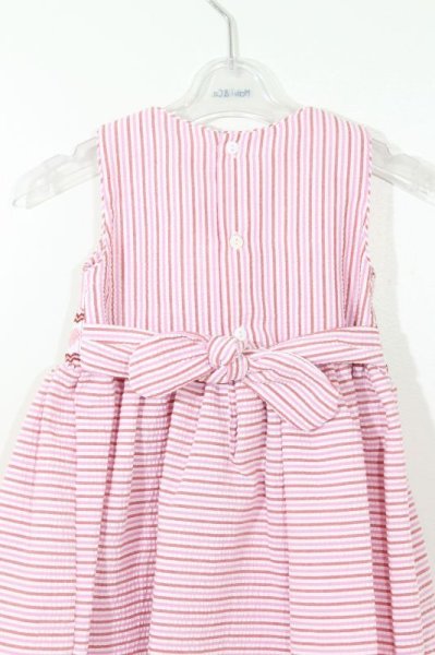 画像4: Malvi&Co.(マルヴィ) サッカー素材ハートスモッキングワンピース（ピンクストライプ） 2歳92ｃｍ (4)