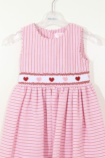 画像3: Malvi&Co.(マルヴィ) サッカー素材ハートスモッキングワンピース（ピンクストライプ） 2歳92ｃｍ (3)