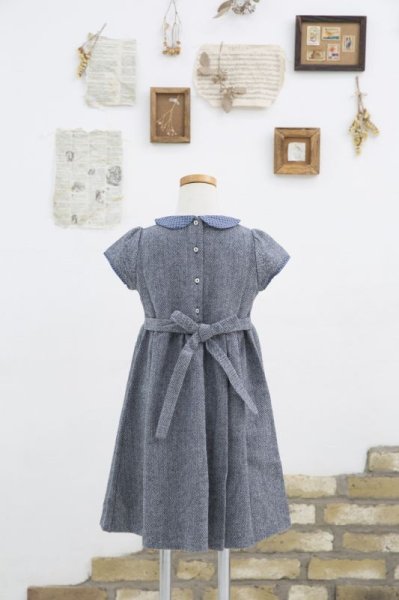 画像2: Mariella Ferrari(マリエラ・フェラーリ) 秋冬半袖ヘリンボーンワンピース(ブルーグレー) 3歳4歳6歳8歳 (2)