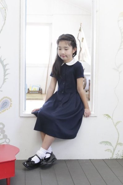 画像2: 【SALE!!20%OFF!!】 【JiJiオリジナル】着心地の良い、前ボタンフォーマルワンピース 3歳〜7歳 (2)