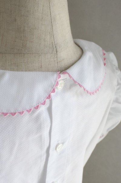 画像4: ブラウス/パフスリーブ/丸襟/半袖/ピンクトリミング/後ろボタン 6歳125cm (4)