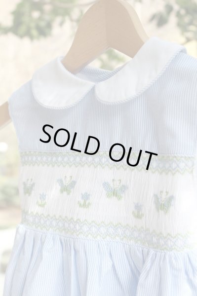 画像3: 【再入荷!!】蝶々が遊ぶスモッキングワンピース(コードレーン ブルーストライプ) 8歳140cm (3)