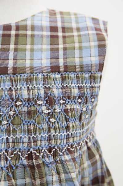 画像4: ブラウンチェックのオールマイティー スモッキングワンピース 2歳〜7歳 (4)